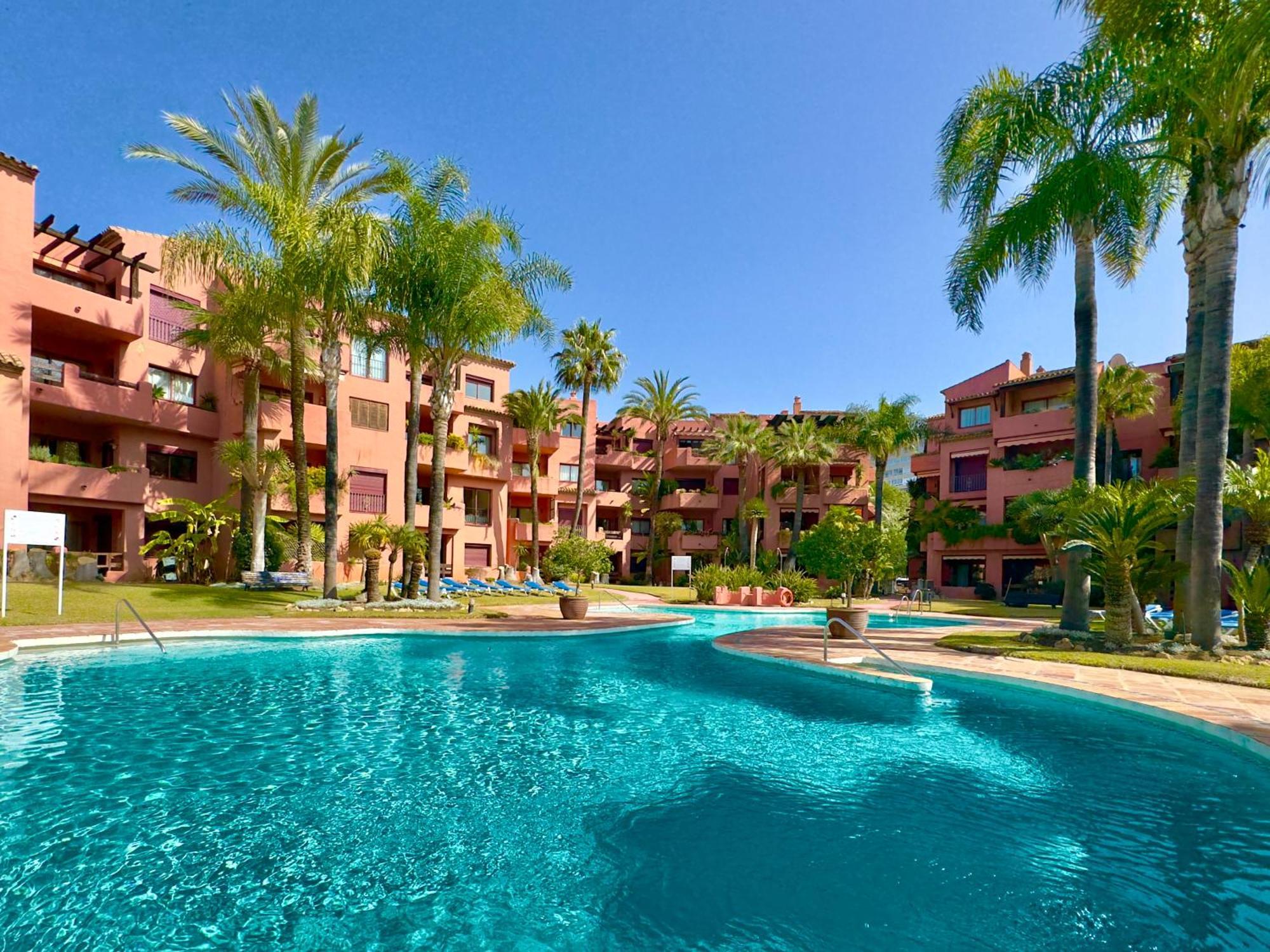 Apartamento Marbella Alicate Beach Exteriör bild