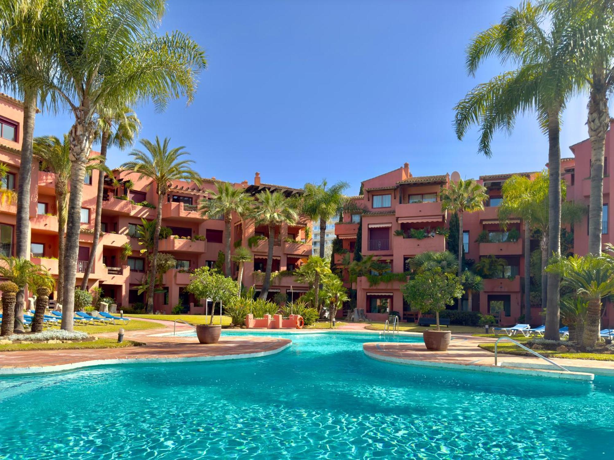 Apartamento Marbella Alicate Beach Exteriör bild